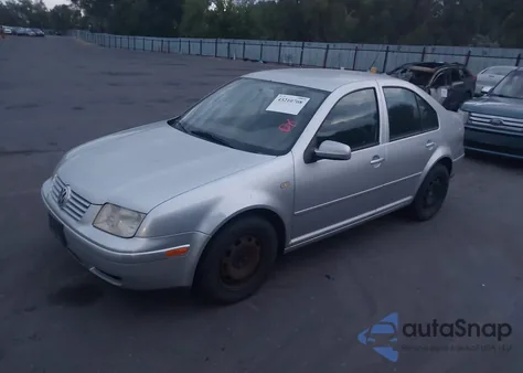 1999 Volkswagen Jetta Gls from USA, damaged, VIN 3VWSA29M1XM037988